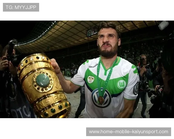 尼斯主场再战弗赖堡历史交锋回顾与焦点对决前瞻分析 尼斯主场再战弗赖堡历史交锋回顾与焦点对决前瞻分析