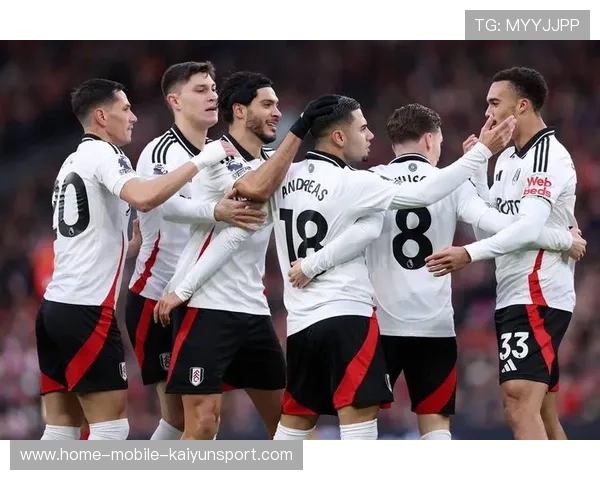 埃弗顿与富勒姆对决中的技战术较量与关键转折解析 埃弗顿与富勒姆对决中的技战术较量与关键转折解析