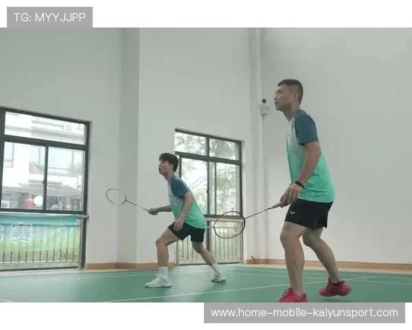 羽毛球低手防守连锁反击让对手沮丧