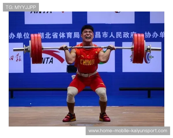 举重赛场重量级对决，世界纪录遭挑战，举重重量级视频完整版